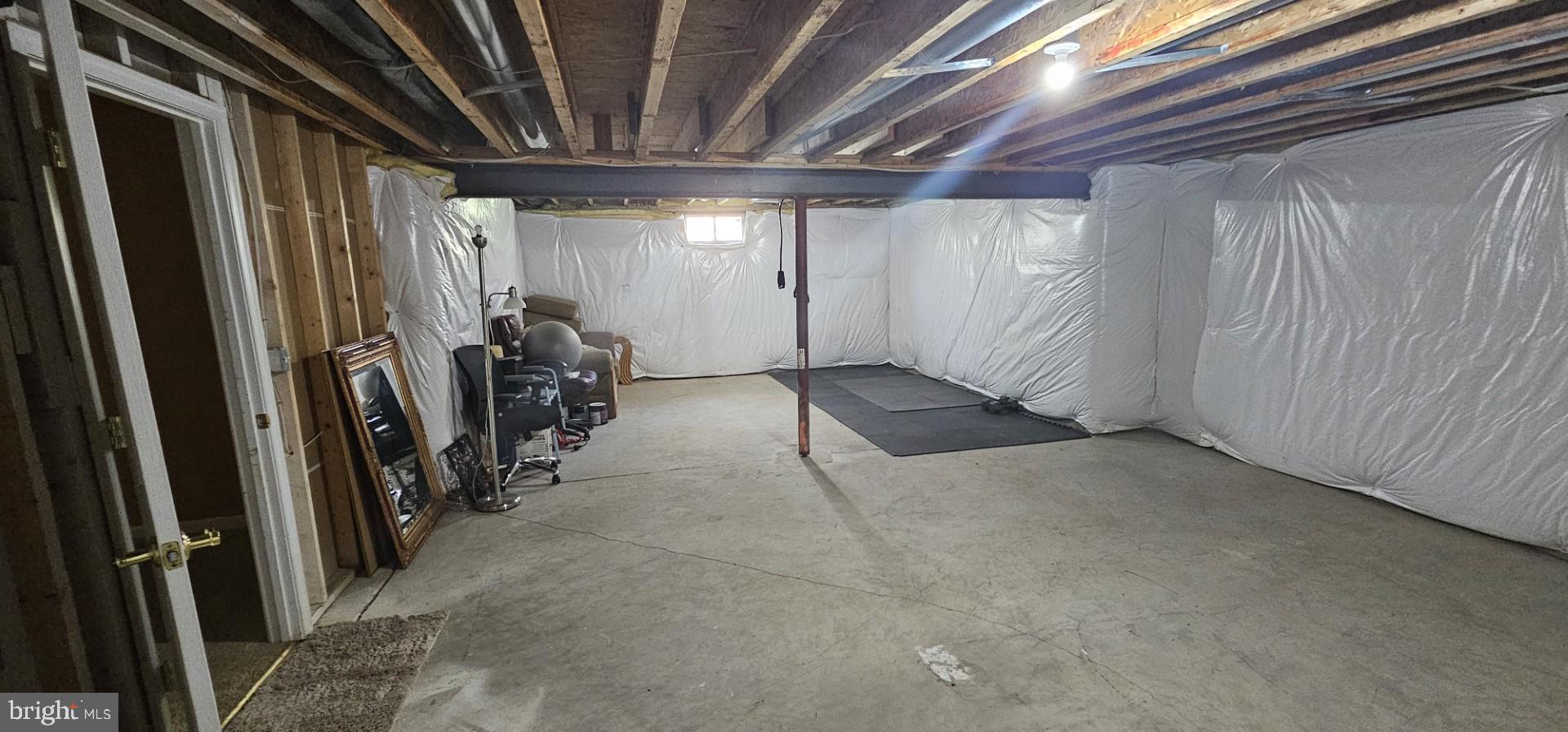 3308 McCorkle Court Triangle, VA 22172 - Photo 63 of 82 a view of a hallway with wooden walls