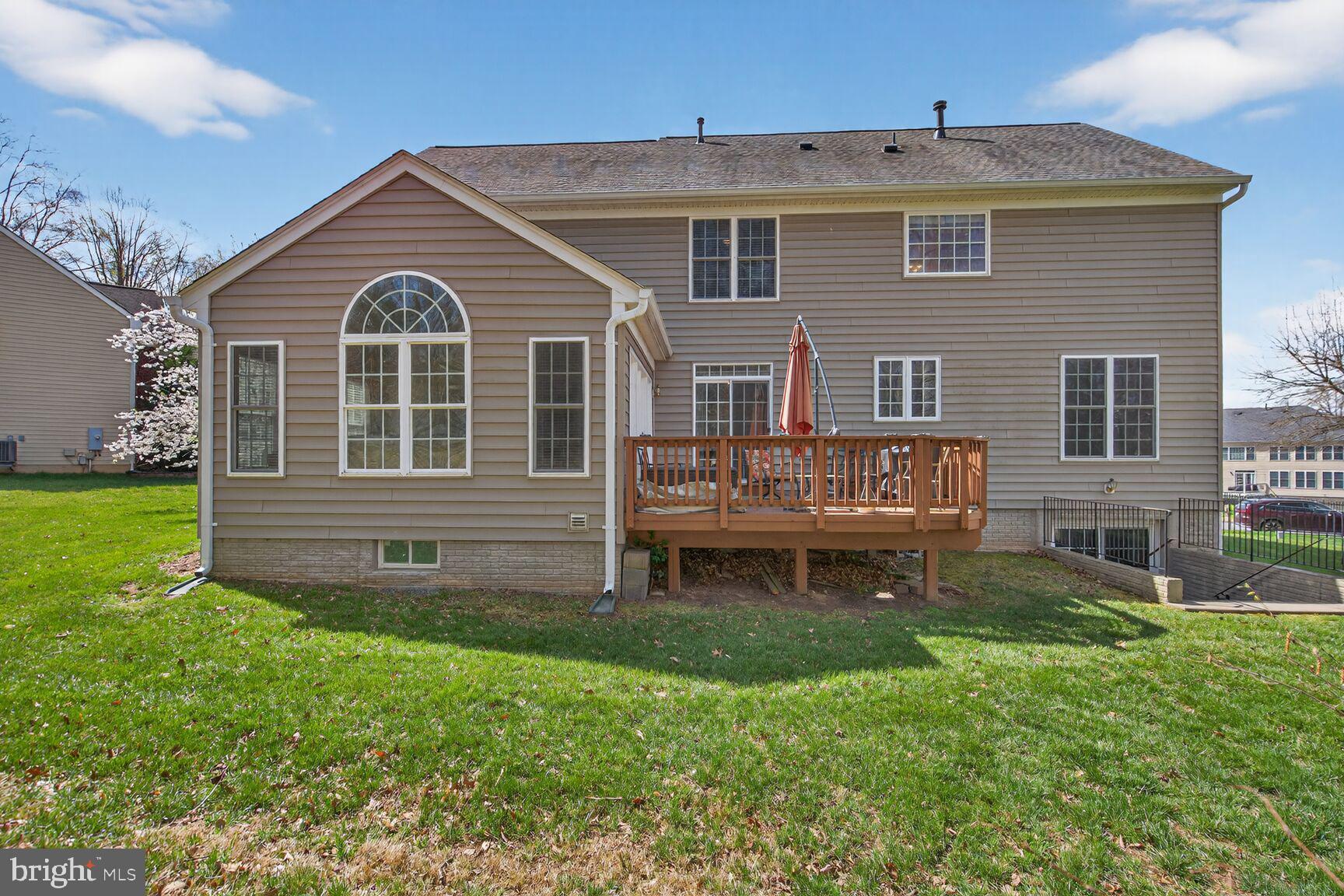 3308 McCorkle Court Triangle, VA 22172 - Photo 69 of 82 a front view of a house with a yard