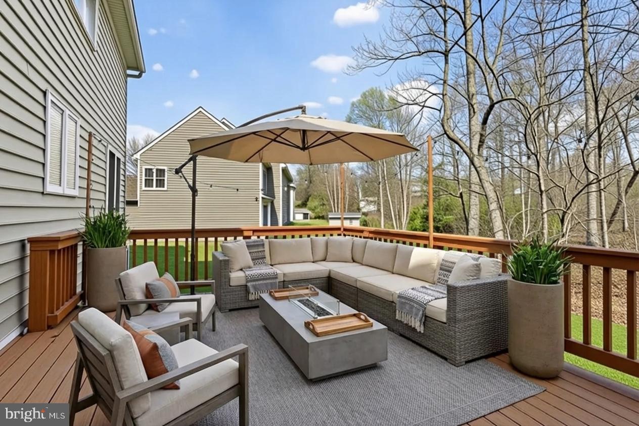 3308 McCorkle Court Triangle, VA 22172 - Photo 70 of 82 Virtual Staged Deck