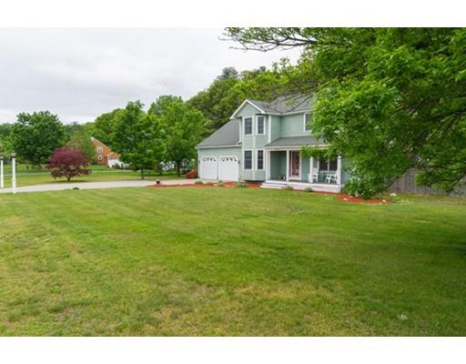 204 Brook Bend Road Hanson, MA 02341 - Photo 3 of 32 Gallery Image 3