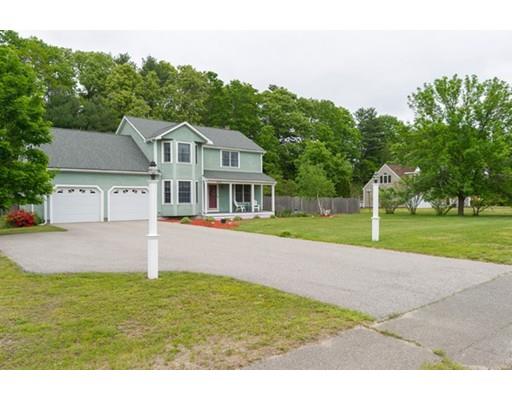 204 Brook Bend Road Hanson, MA 02341 - Photo 4 of 32 Gallery Image 4
