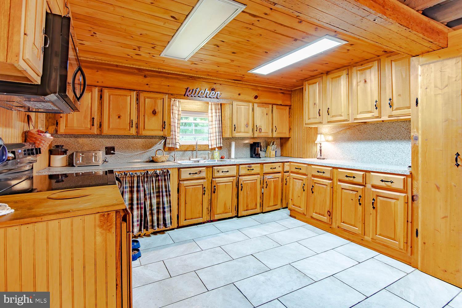 164 Summit Crest Lane Sandy Ridge, PA 16677 - Photo 14 of 32 Gallery Image 14