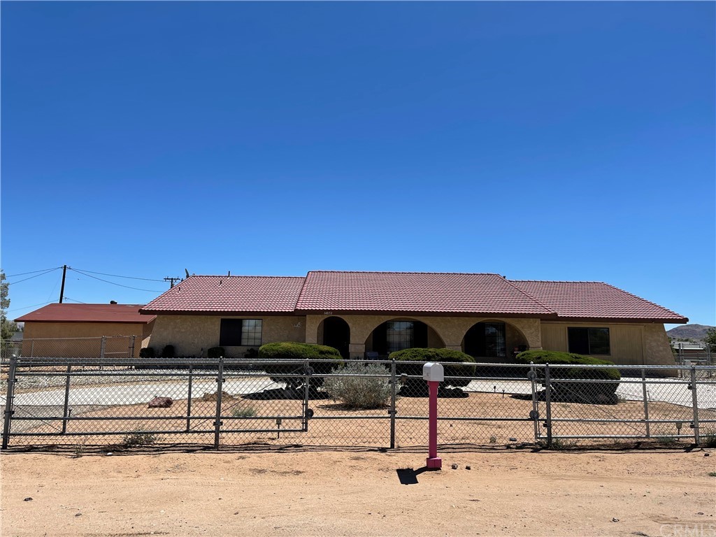 14853 Nanticoke Road Apple Valley, CA 92307 - Photo 1 of 1
