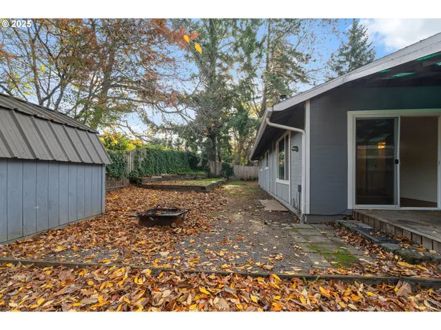 $379,999 | 1032 Southeast 209th Avenue, Gresham, OR 97030