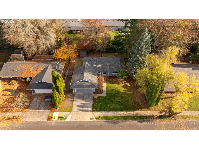 $379,999 | 1032 Southeast 209th Avenue, Gresham, OR 97030