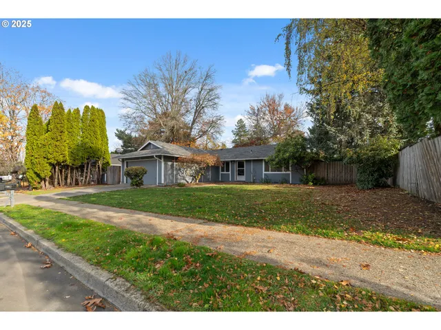 $379,999 | 1032 Southeast 209th Avenue, Gresham, OR 97030