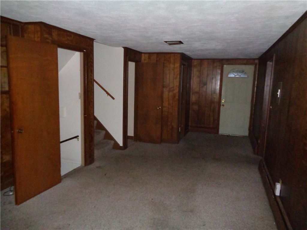 32 Colonial Road East Providence, RI 02914 - Photo 23 of 27 Gallery Image 23