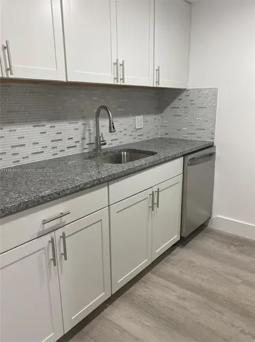 $1,860 | 13455 Southwest 9th Court, Unit 203J, Pembroke Pines, FL 33027