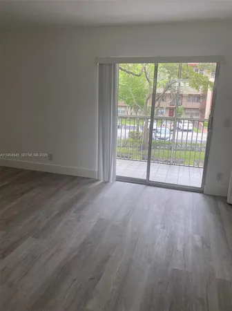 $1,820 | 13455 Southwest 9th Court, Unit 203J, Pembroke Pines, FL 33027