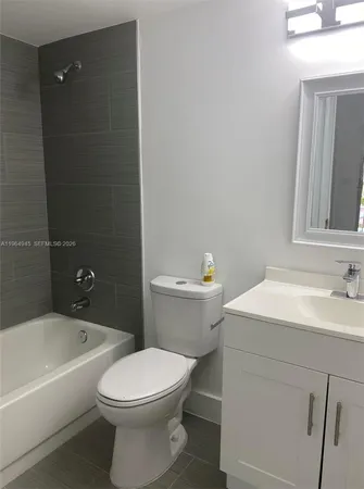 $1,820 | 13455 Southwest 9th Court, Unit 203J, Pembroke Pines, FL 33027