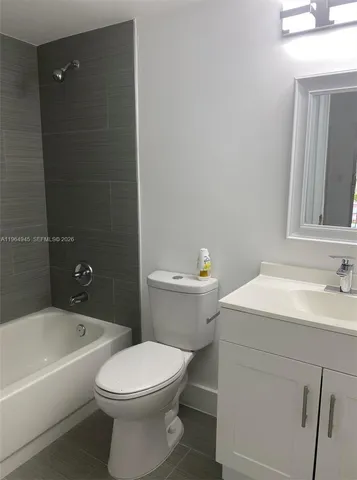 $1,860 | 13455 Southwest 9th Court, Unit 203J, Pembroke Pines, FL 33027