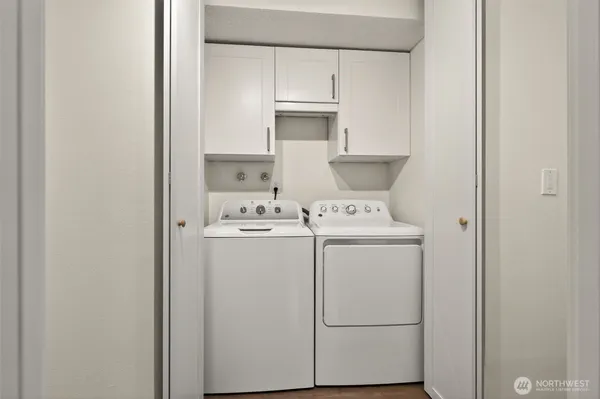 $499,000 | 2100 3rd Avenue, Unit 405, Seattle, WA 98121