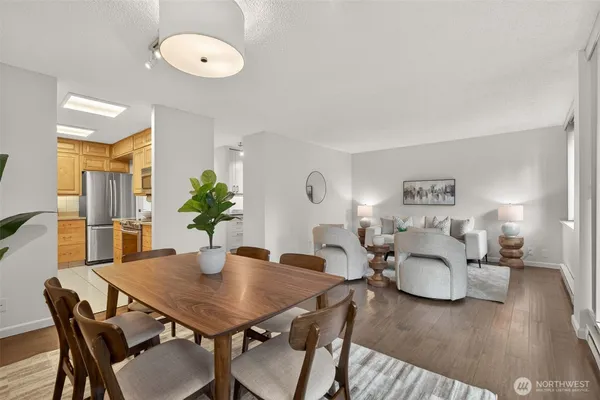 $499,000 | 2100 3rd Avenue, Unit 405, Seattle, WA 98121