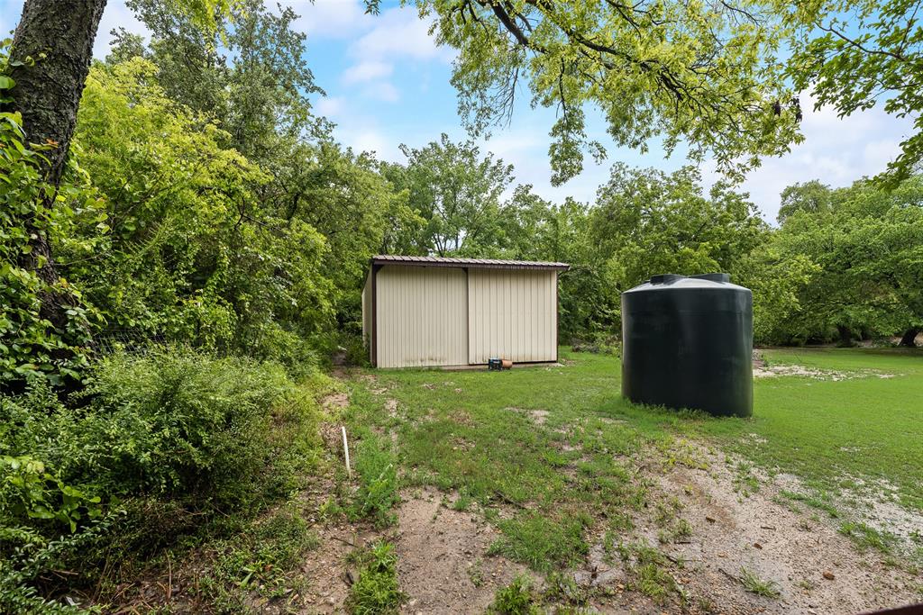 1809 North Trinity Road Denton, TX 76208 - Photo 8 of 26