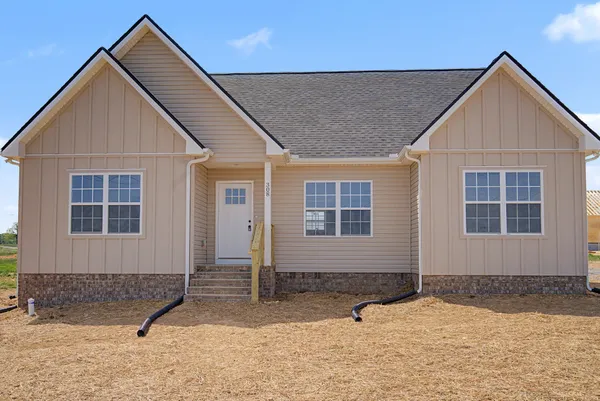 $319,900 | 308 Irene Court, Lafayette, TN 37083