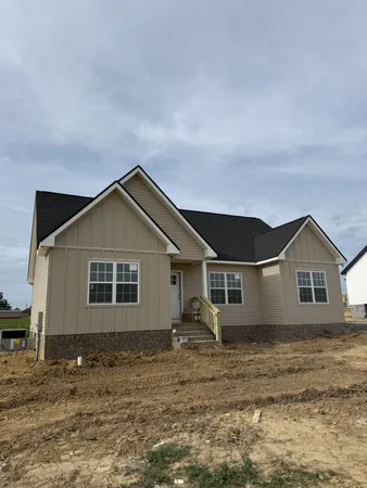 $319,900 | 308 Irene Court, Lafayette, TN 37083