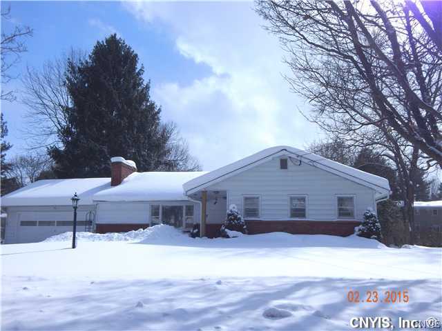 154 Brookside Lane Manlius, NY 13066 - Photo 1 of 1 Exterior Front New gutters, porch and landscaping