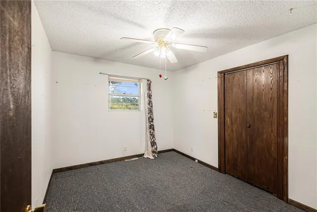 $180,000 | 3436 Northeast Old 13 Highway, Osceola, MO 64776