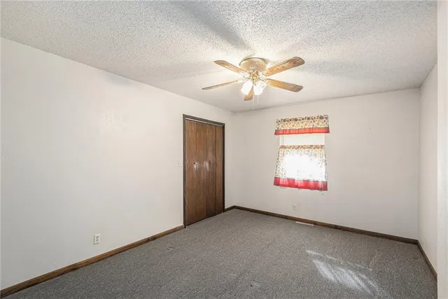 $180,000 | 3436 Northeast Old 13 Highway, Osceola, MO 64776