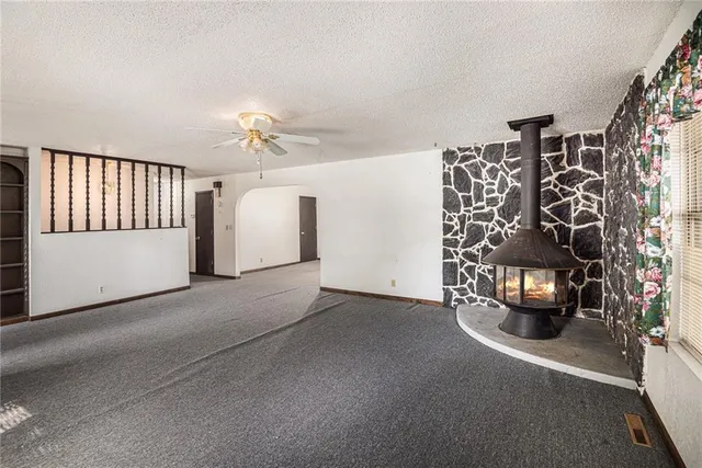 $180,000 | 3436 Northeast Old 13 Highway, Osceola, MO 64776