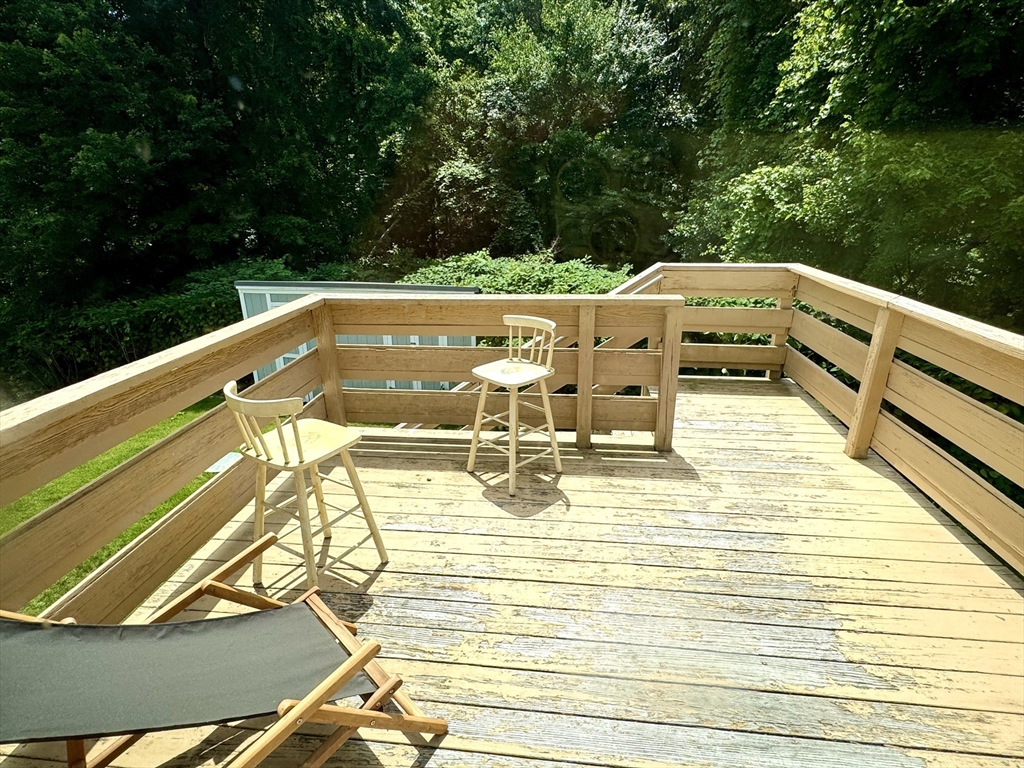539 Pulpit Hill Road Amherst, MA 01002 - Photo 5 of 36