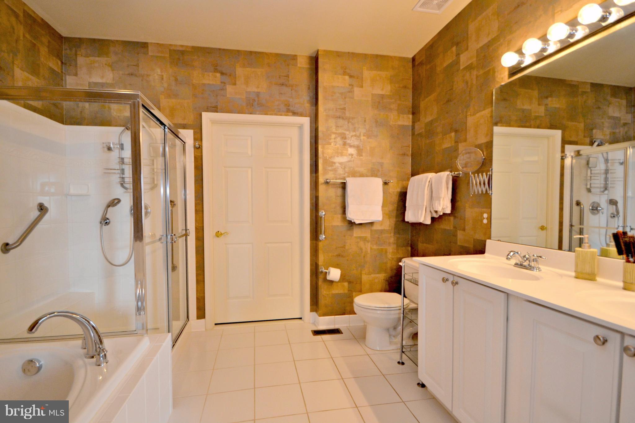 8417 Meadowsweet Road Baltimore, MD 21208 - Photo 18 of 30 Bath (Master)