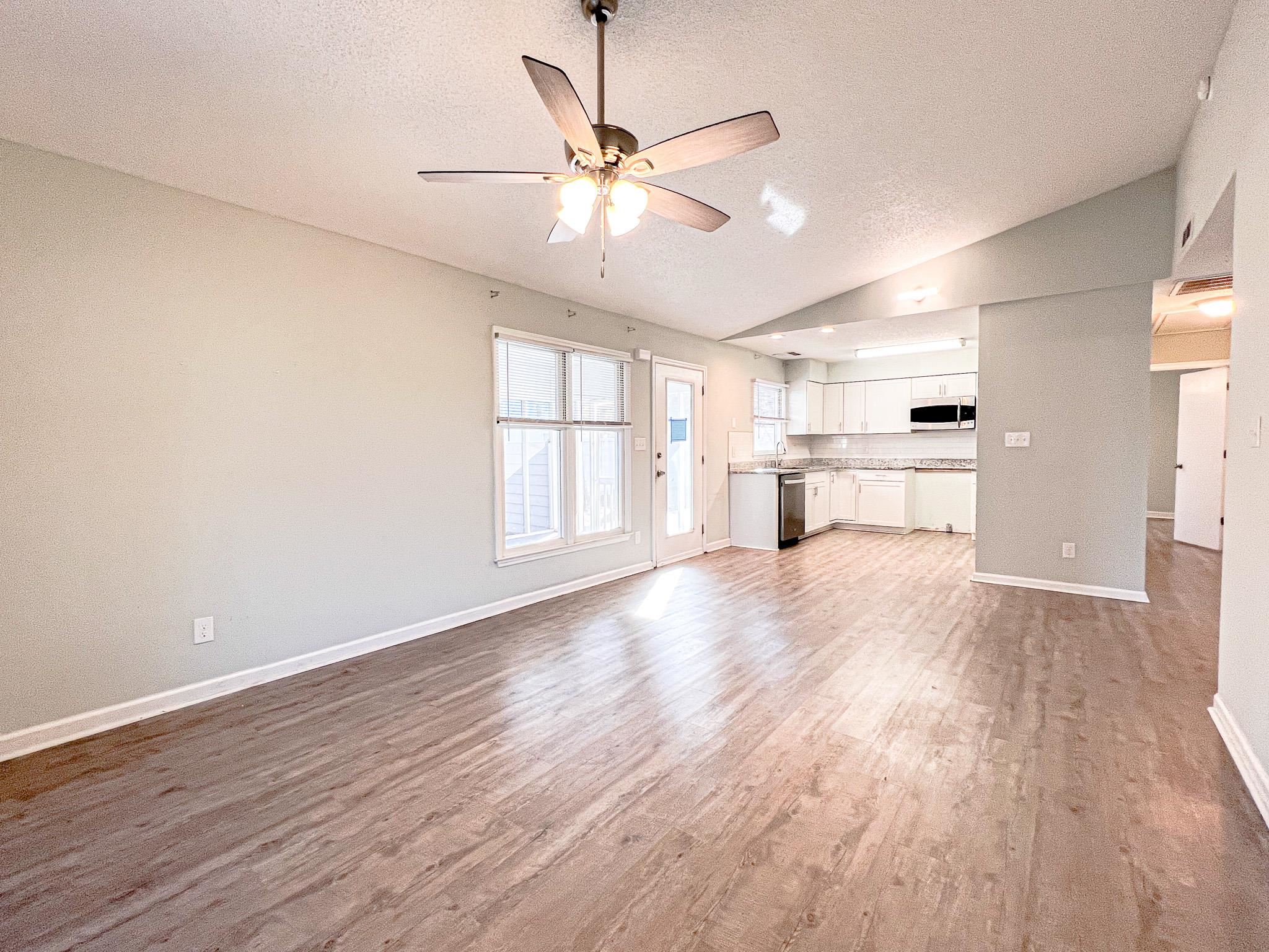 602 Myrtle Court North Myrtle Beach, SC 29582 - Photo 3 of 19