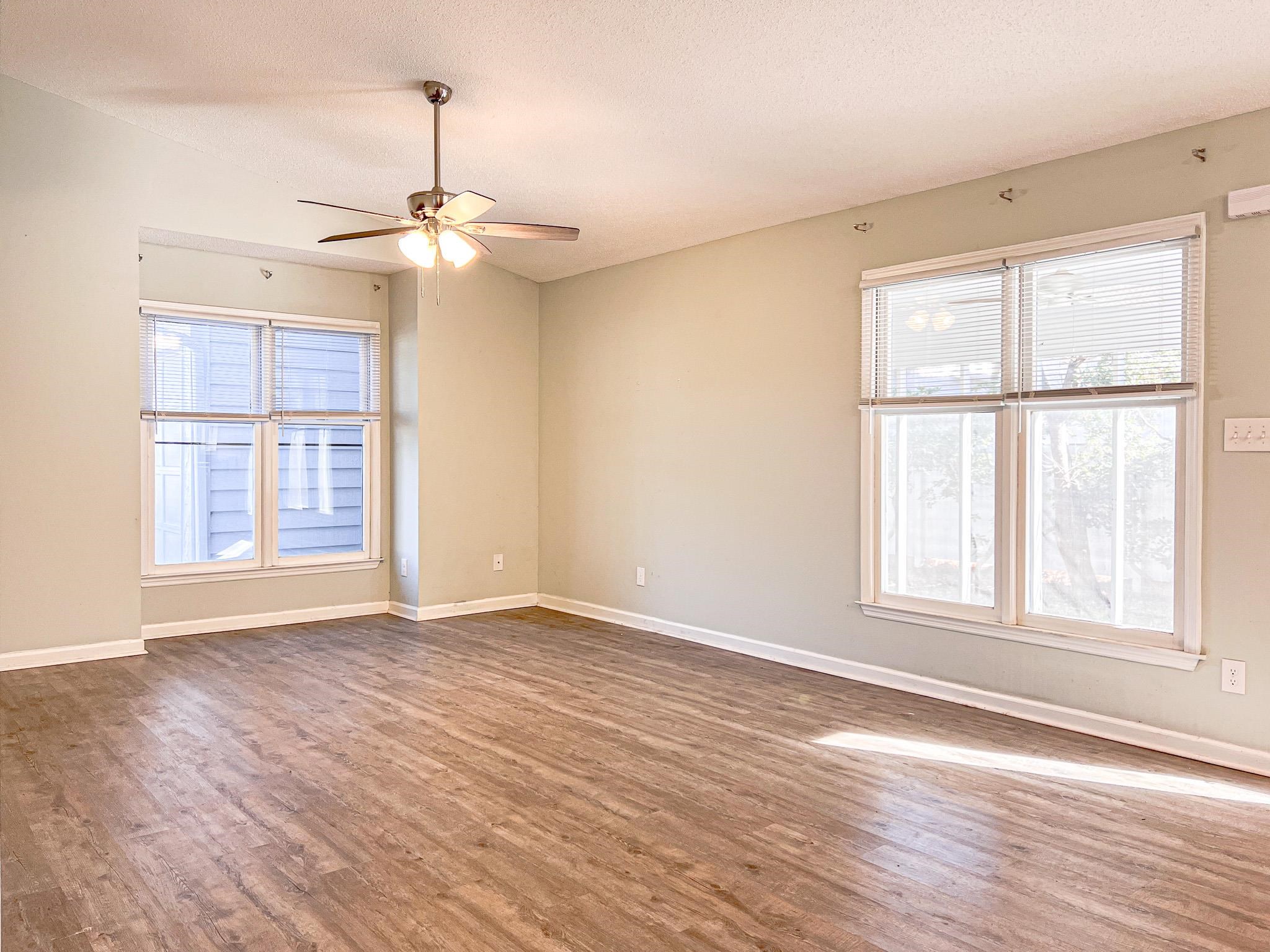 602 Myrtle Court North Myrtle Beach, SC 29582 - Photo 4 of 19