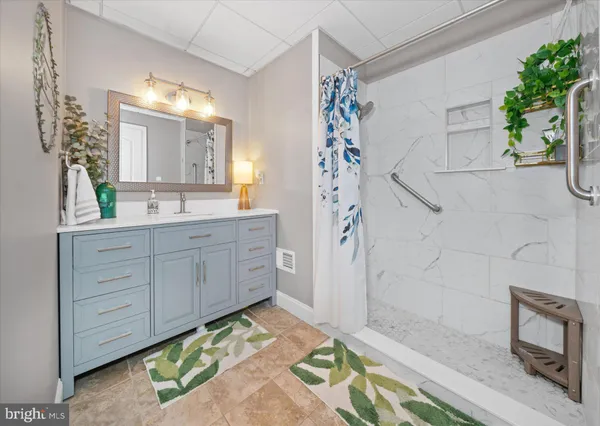 $899,000 | 33 Waterton Drive, Bear, DE 19701