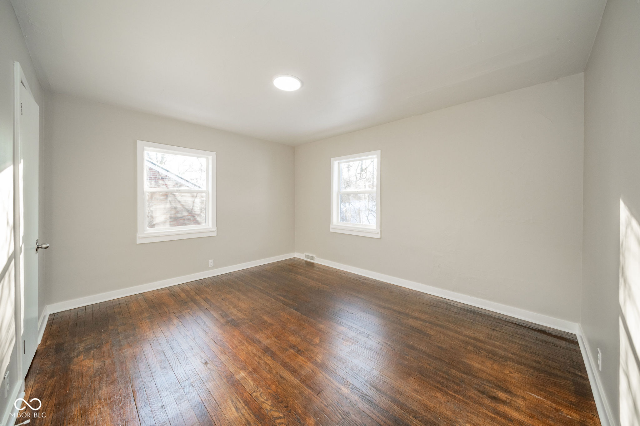 1633 Hst W 10th Street Anderson, IN 46016 - Photo 14 of 25