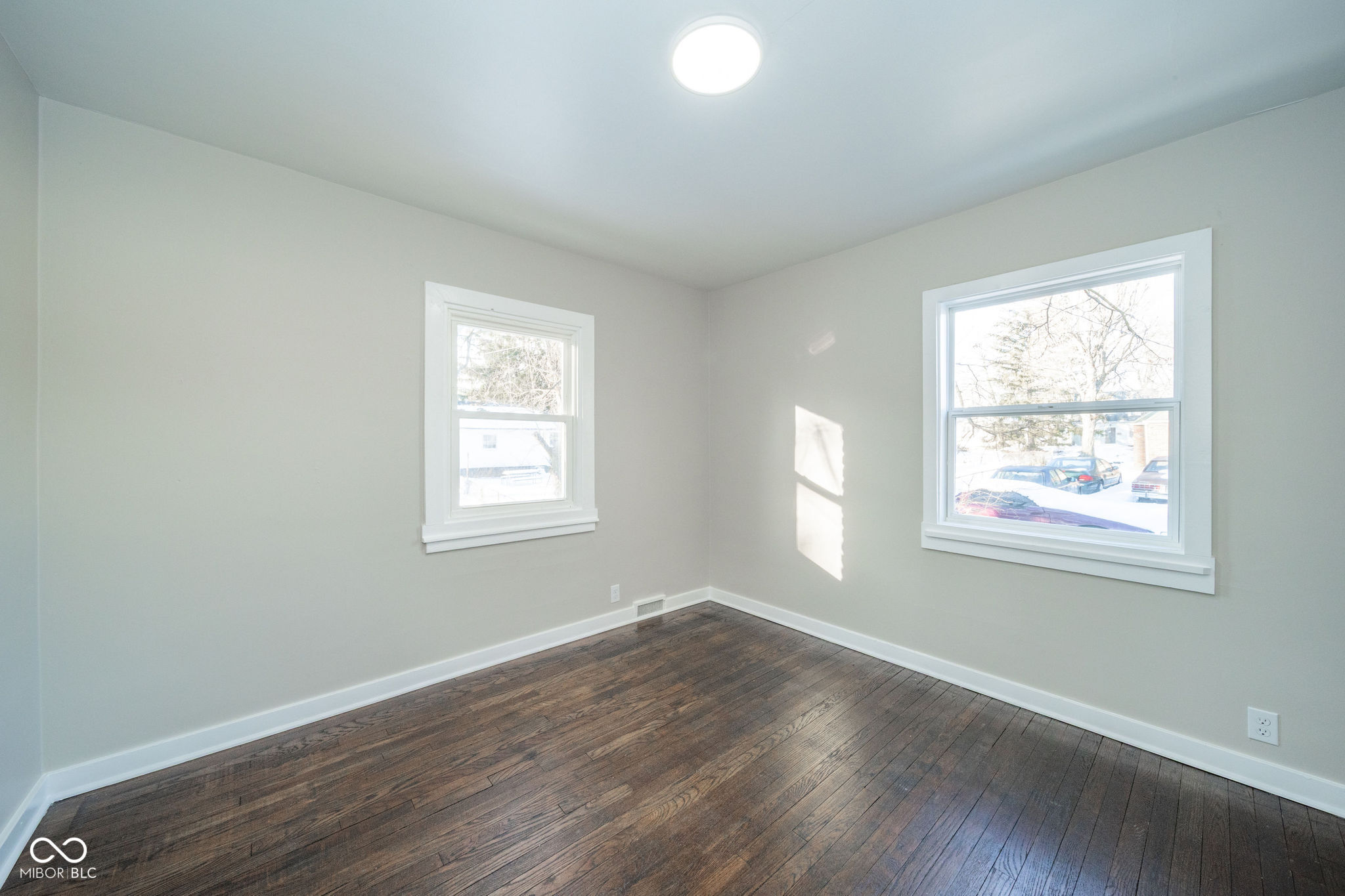 1633 Hst W 10th Street Anderson, IN 46016 - Photo 15 of 25