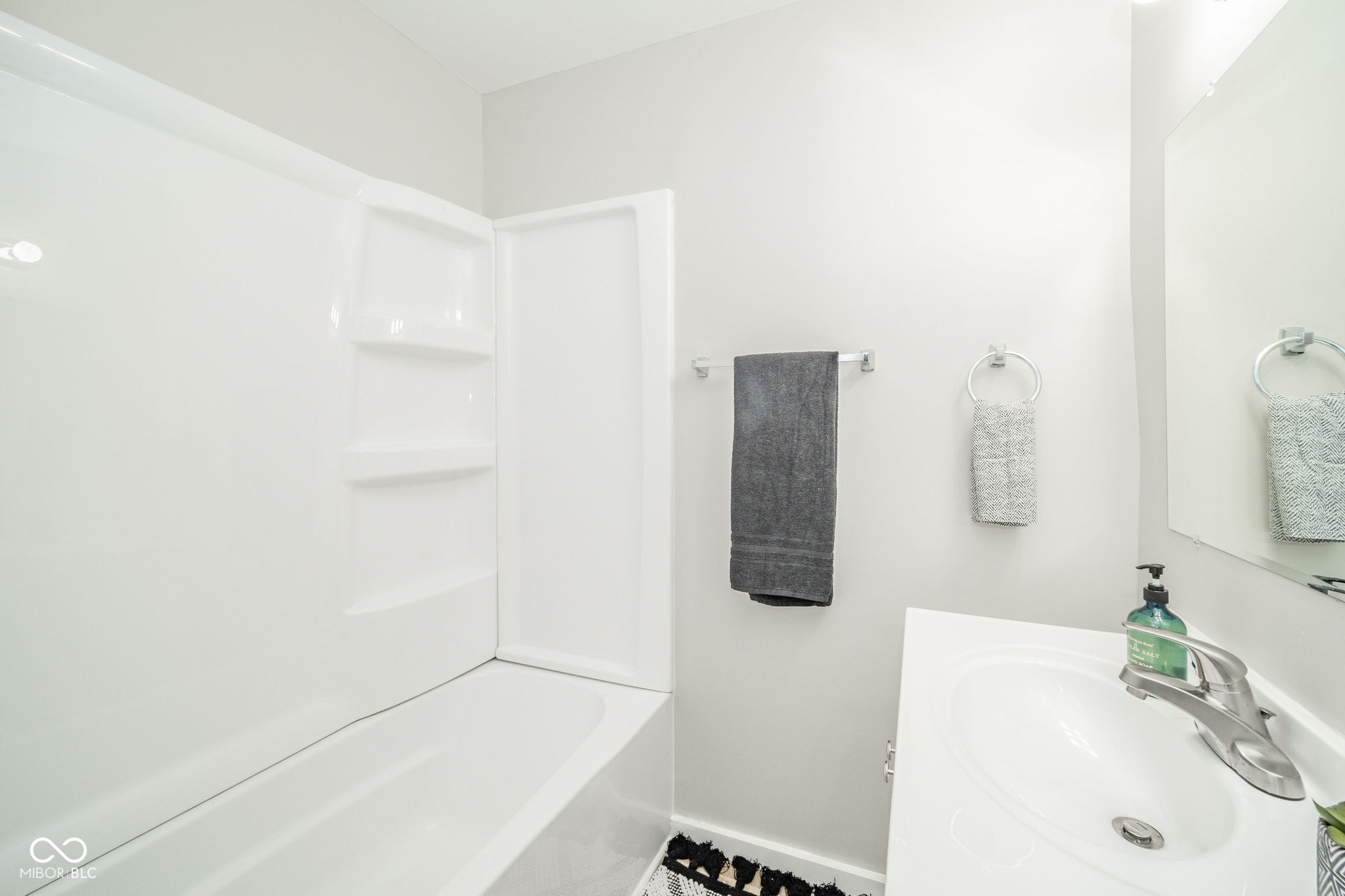 1633 Hst W 10th Street Anderson, IN 46016 - Photo 16 of 25