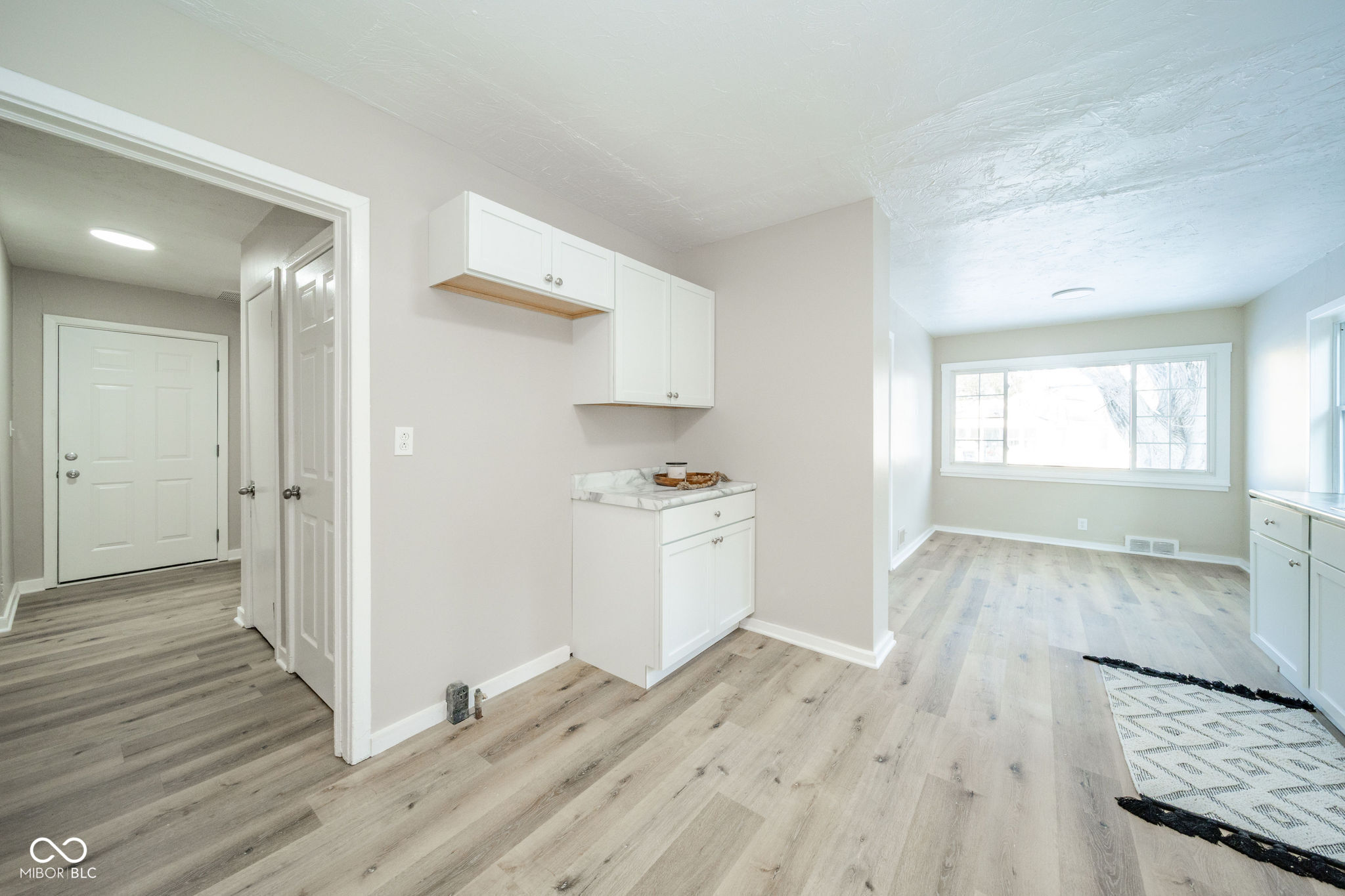 1633 Hst W 10th Street Anderson, IN 46016 - Photo 4 of 25