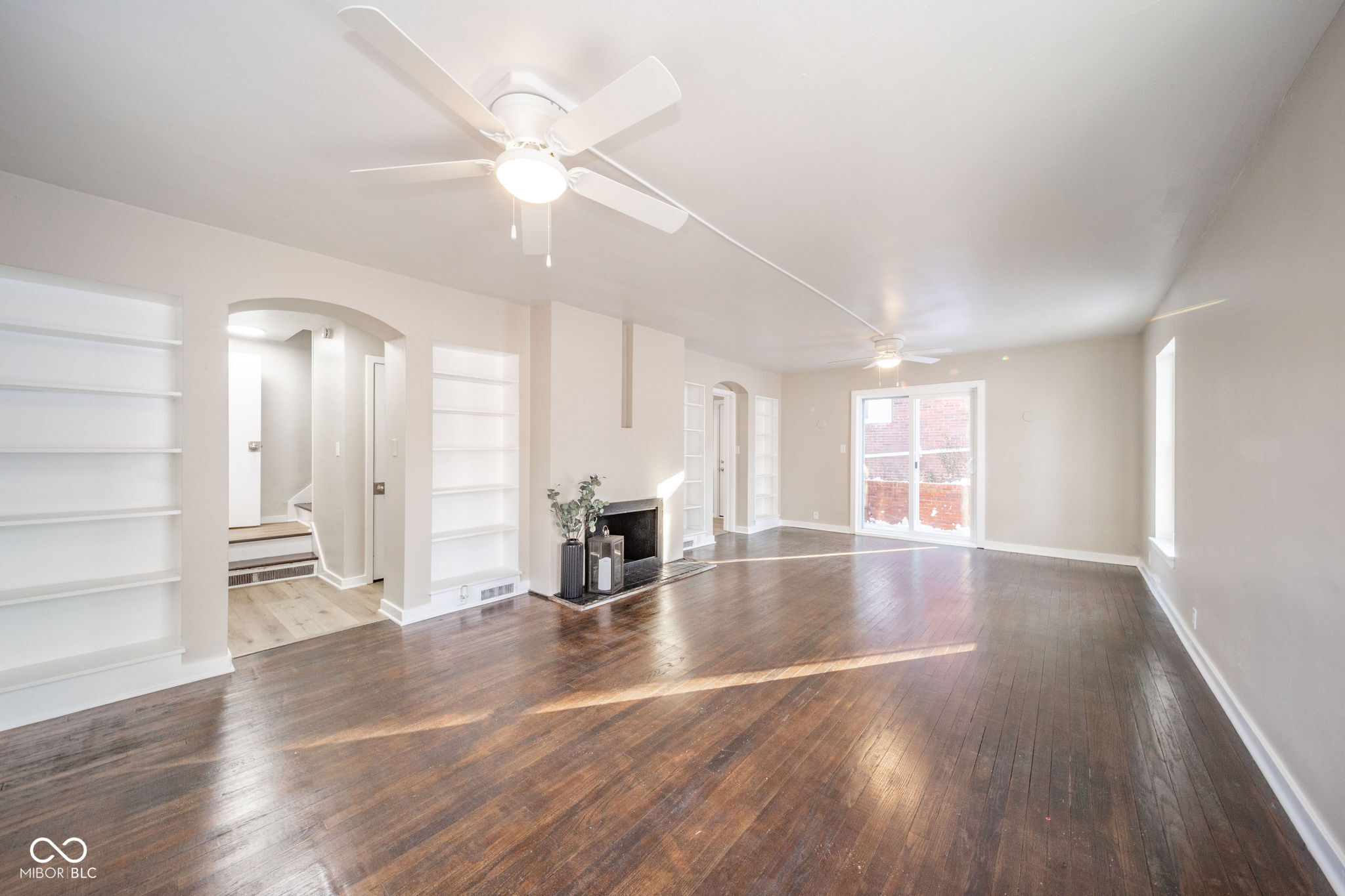 1633 Hst W 10th Street Anderson, IN 46016 - Photo 10 of 25