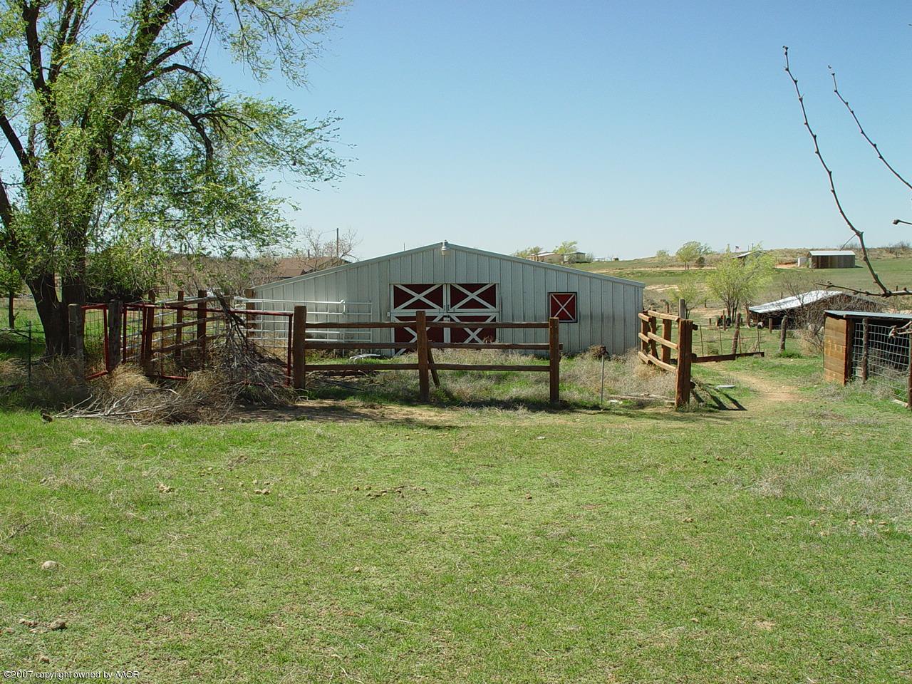 4550 Reding Road Amarillo, TX 79108 - Photo 3 of 3 Barn