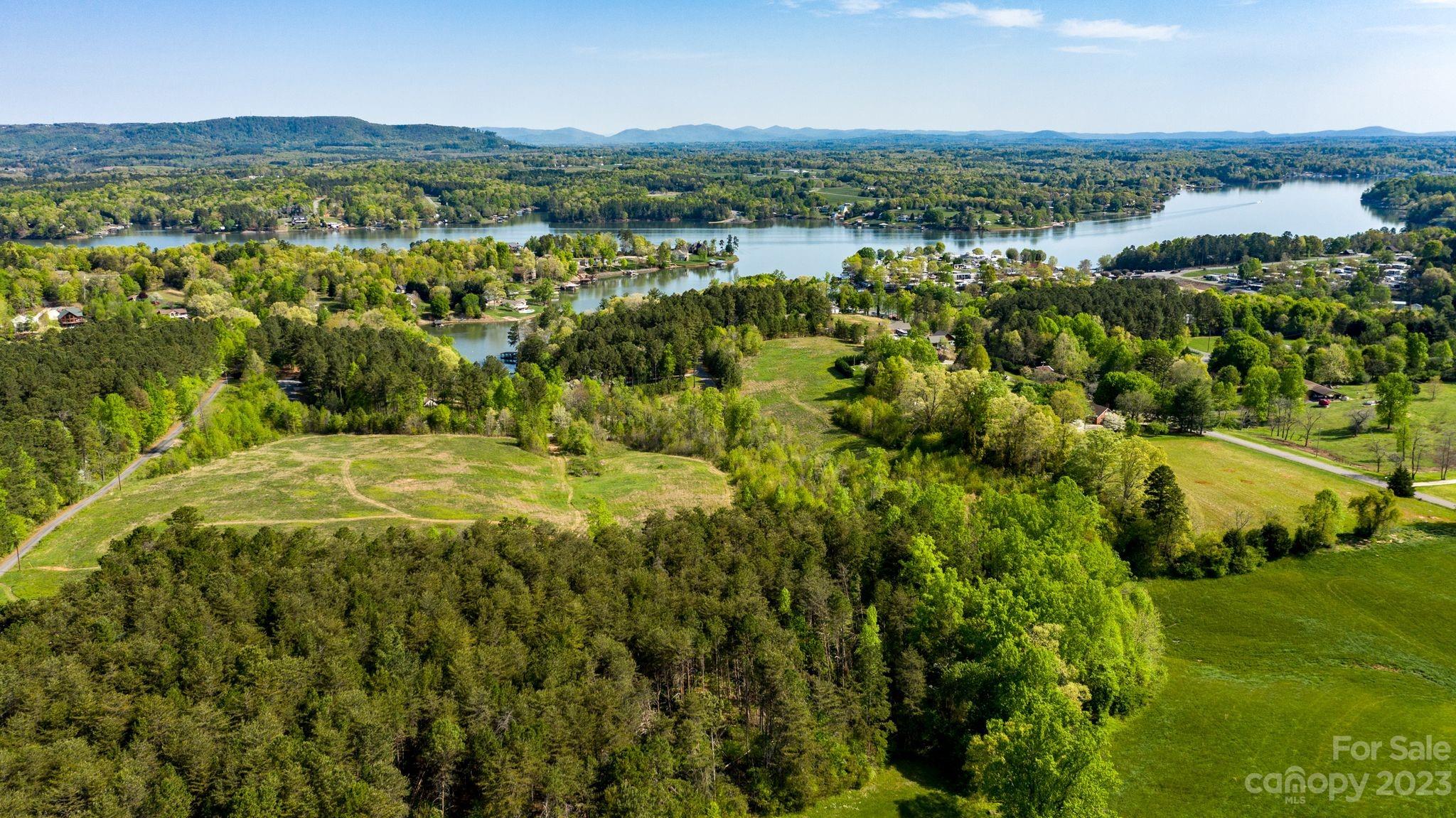 1320 Misty Lane, Unit 13 Hickory, NC 28601 - Photo 12 of 16