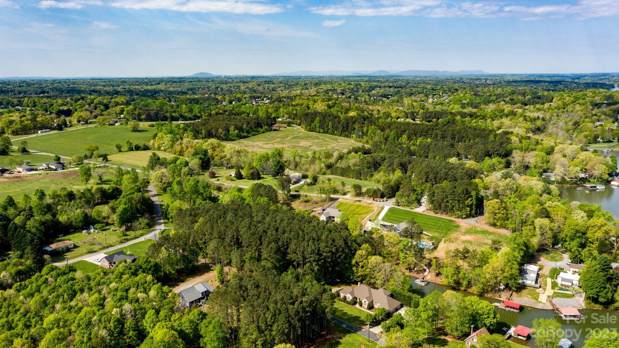1320 Misty Lane, Unit 13 Hickory, NC 28601 - Photo 16 of 16