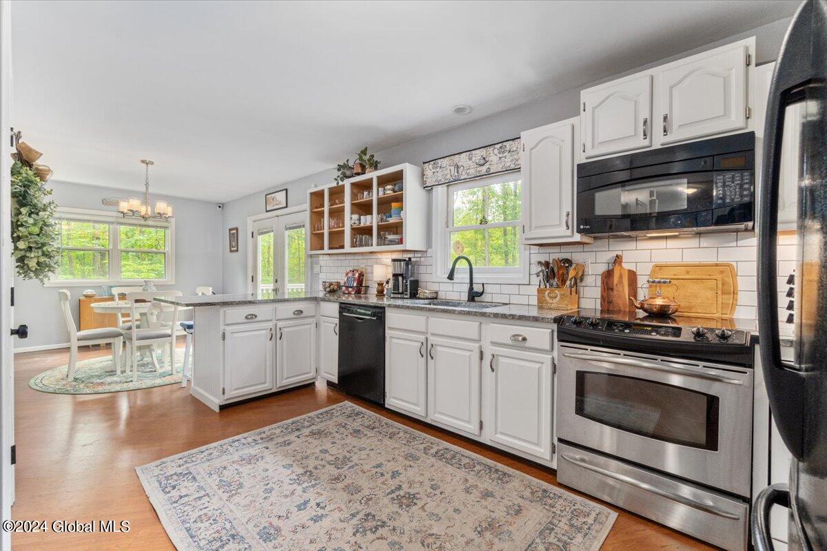 861 Middleline Road Milton, NY 12020 - Photo 2 of 40 37-DSC08111