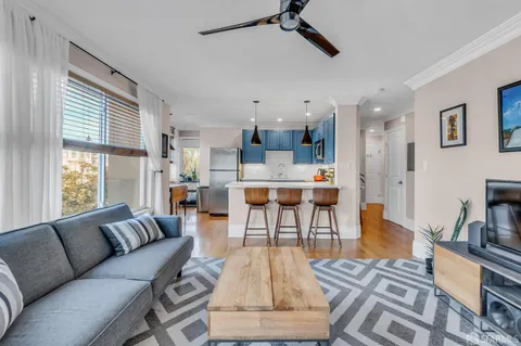 $750,000 | 198 Dolores Street, Unit 6, San Francisco, CA 94103