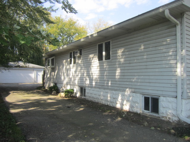 35372 North Wilson Road Ingleside, IL 60041 - Photo 3 of 20