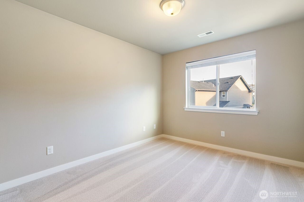 304 Tremont Avenue Bellingham, WA 98226 - Photo 21 of 24