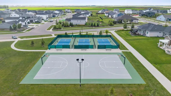 $375,000 | 7909 Lost River Road, Horace, ND 58047