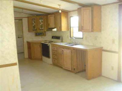 11505 Cook Road Gaines, MI 48436 - Photo 6 of 13 20136195-5.JPG