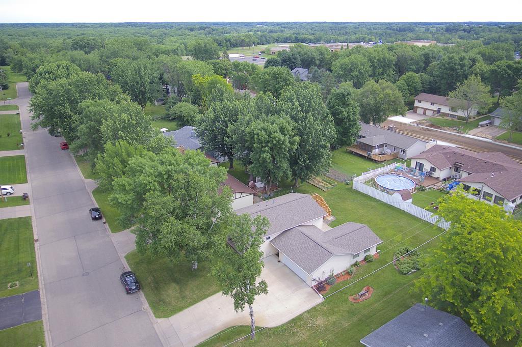 512 Maple Dell Road Cambridge, MN 55008 - Photo 3 of 25 Gallery Image 3