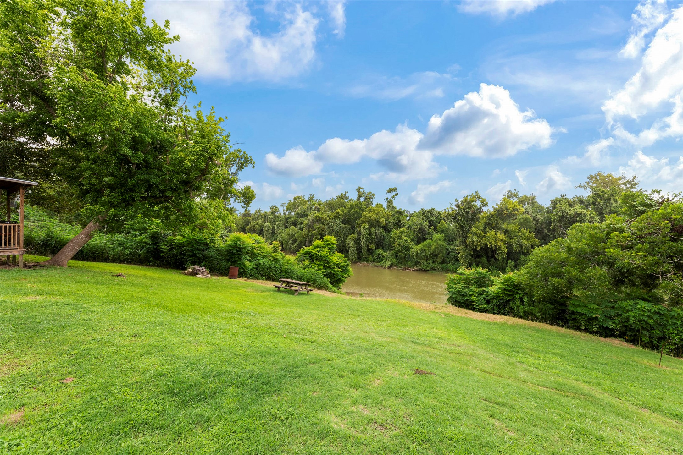 703 Pecan Valley Road Wharton, TX 77488 - Photo 4 of 47