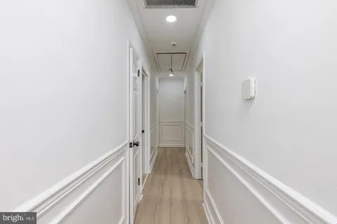 $300,000 | 313 East Washington Avenue, Magnolia, NJ 08049