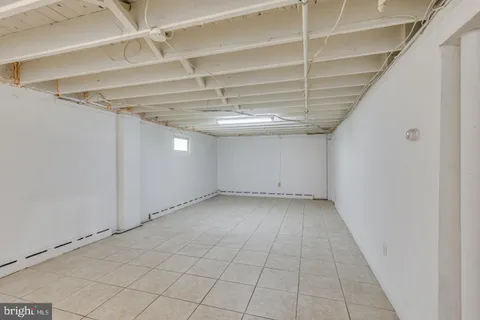 $300,000 | 313 East Washington Avenue, Magnolia, NJ 08049