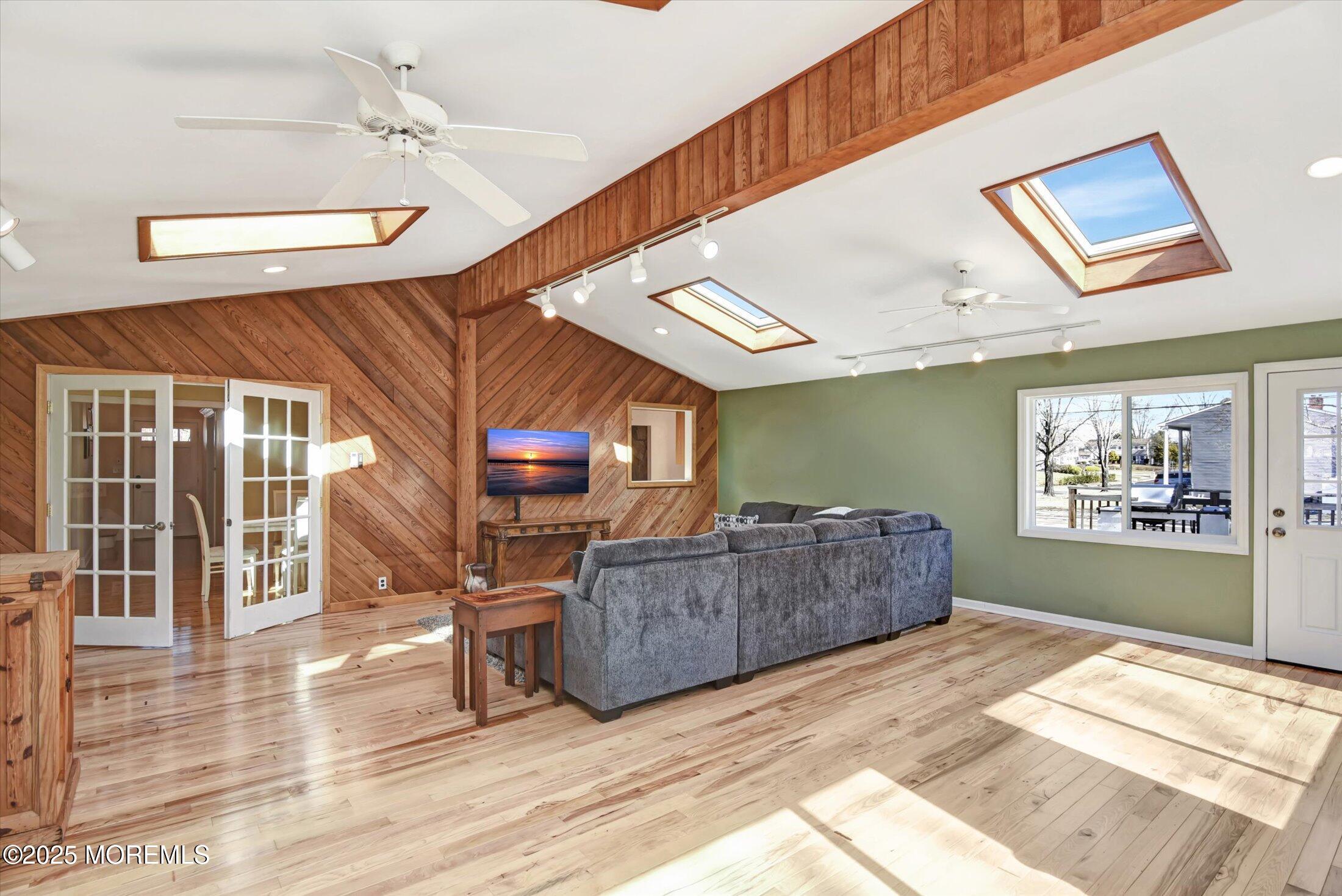 7 Mccue Road Morganville, NJ 07751 - Photo 15 of 55 20-Family Room