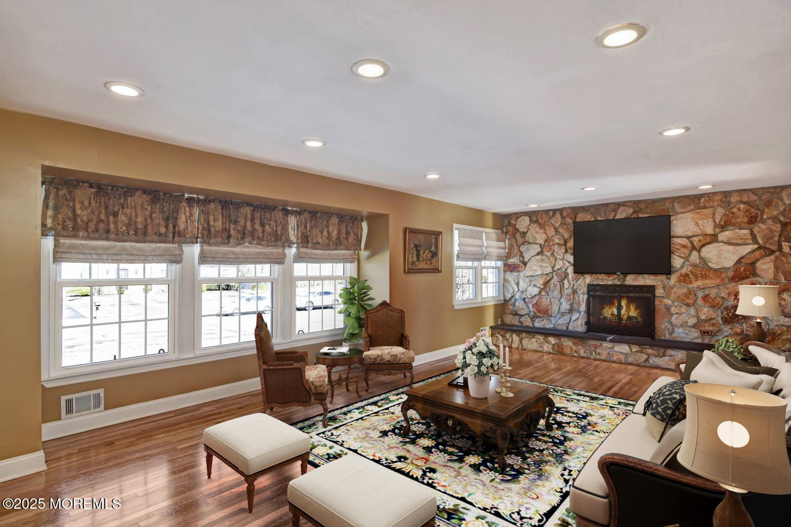 7 Mccue Road Morganville, NJ 07751 - Photo 4 of 55 IMG_1554