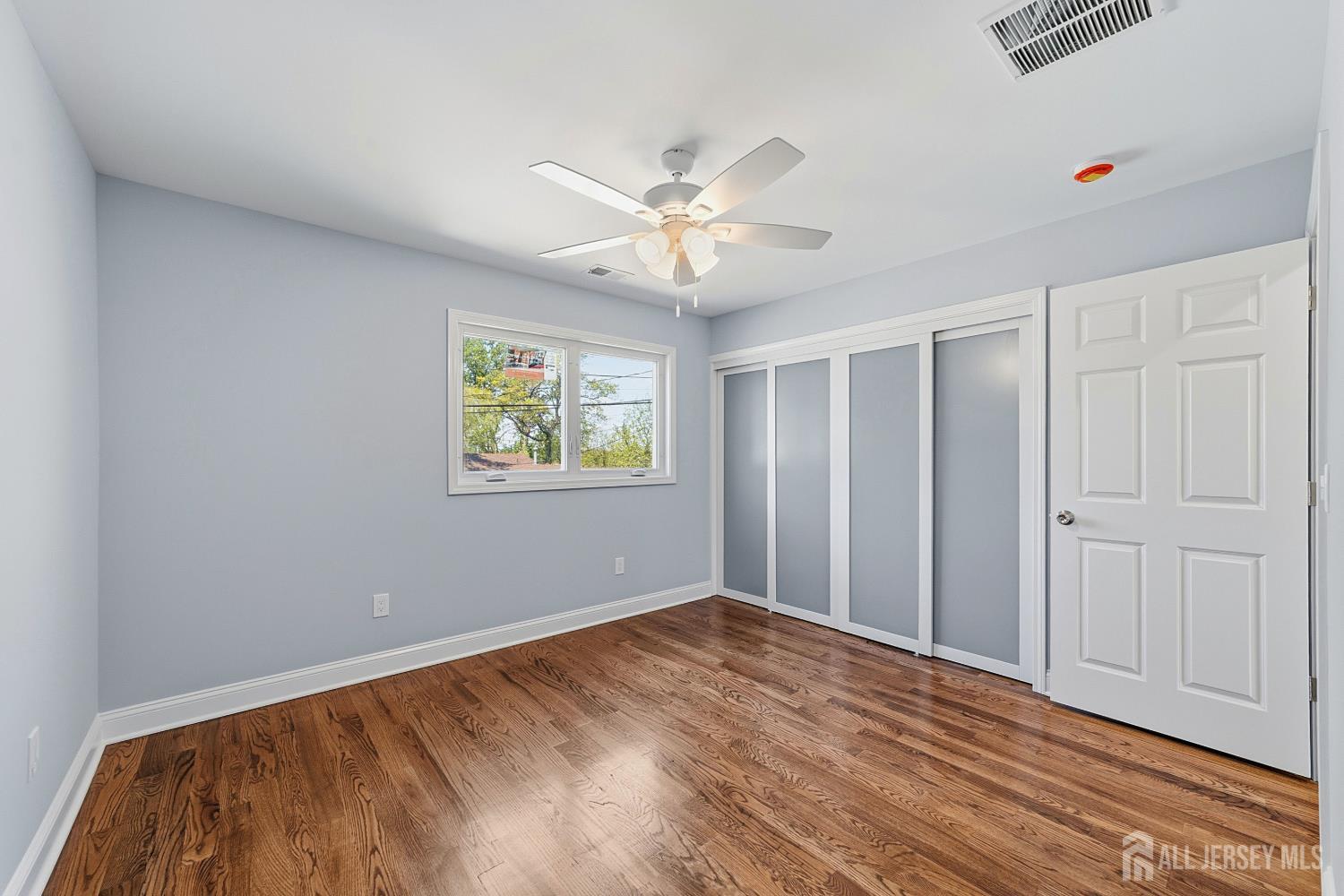 270 Alpine Way Old Bridge, NJ 08879 - Photo 15 of 36